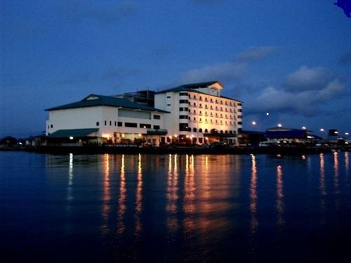 בית מלון כפרי Seafest