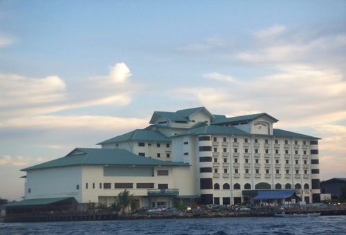 בית מלון כפרי Seafest