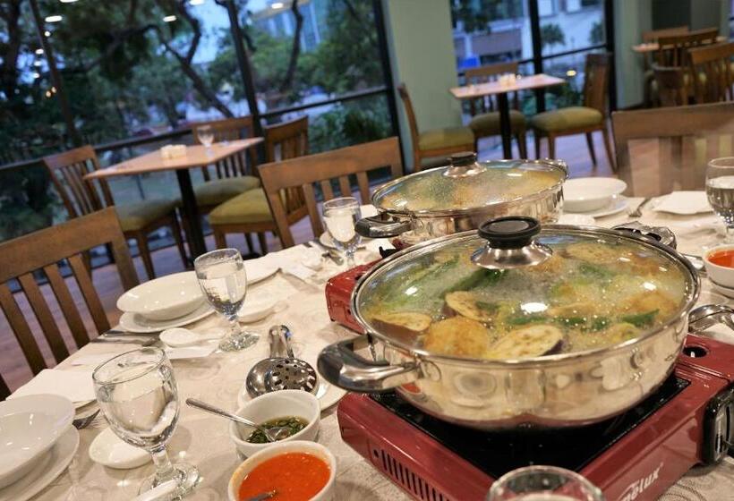 Shahzan Hotel Kuantan, Trademark Collection By Wyndham