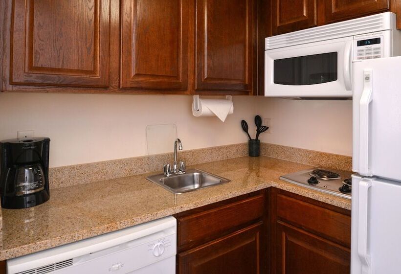 فندق Staybridge Suites Indianapolis Airport, An Ihg