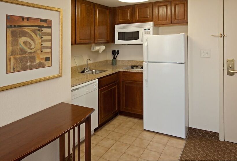 فندق Staybridge Suites Indianapolis Airport, An Ihg