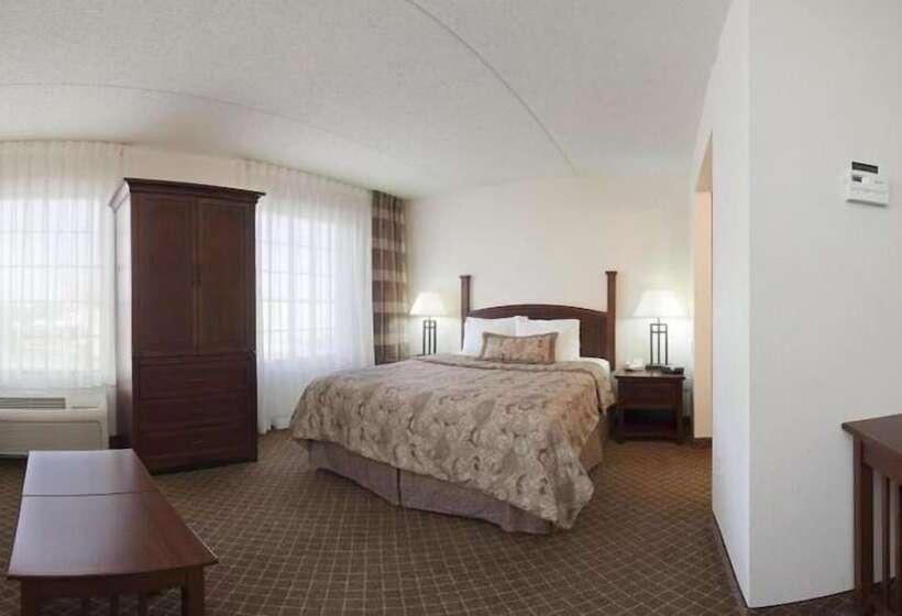 فندق Staybridge Suites Indianapolis Airport, An Ihg