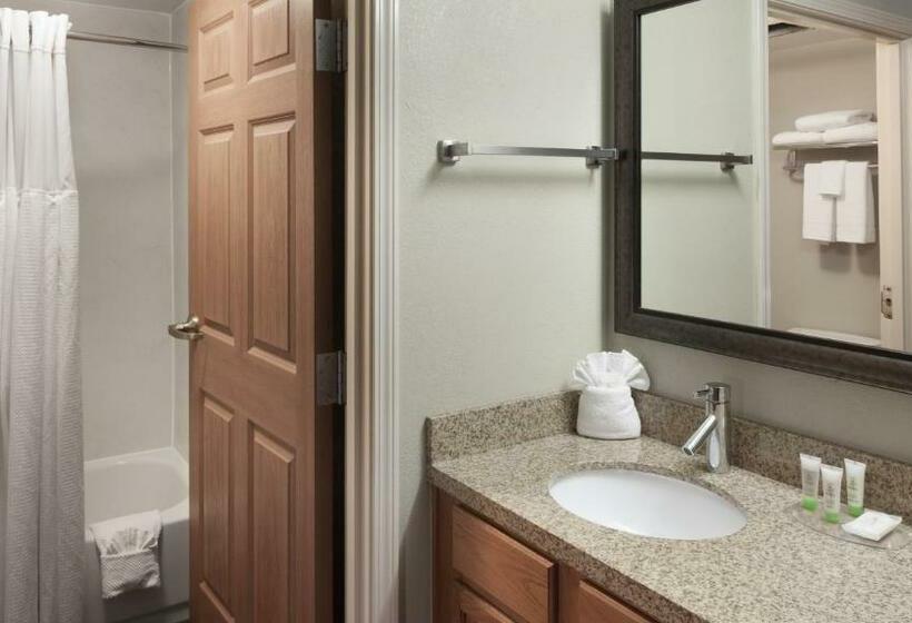 فندق Staybridge Suites Jackson, An Ihg