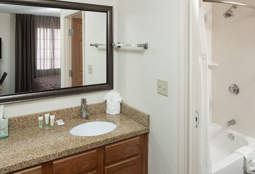 فندق Staybridge Suites Jackson, An Ihg