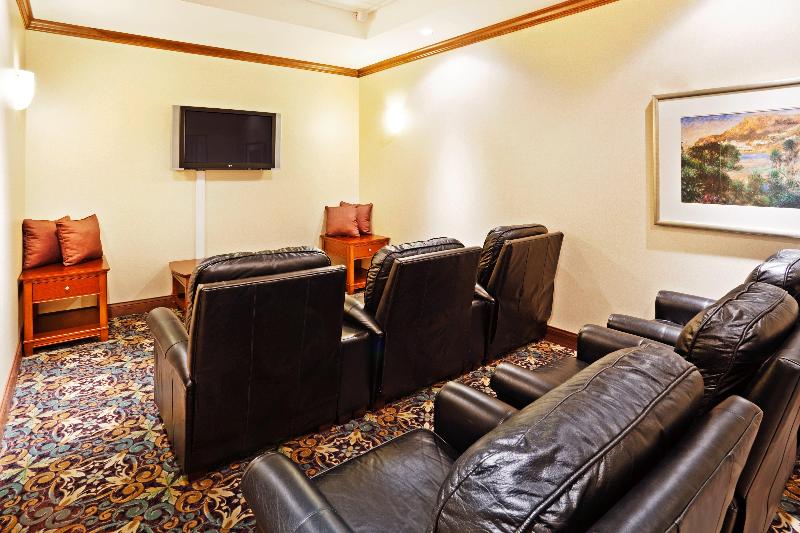 فندق Staybridge Suites Knoxville Oak Ridge, An Ihg