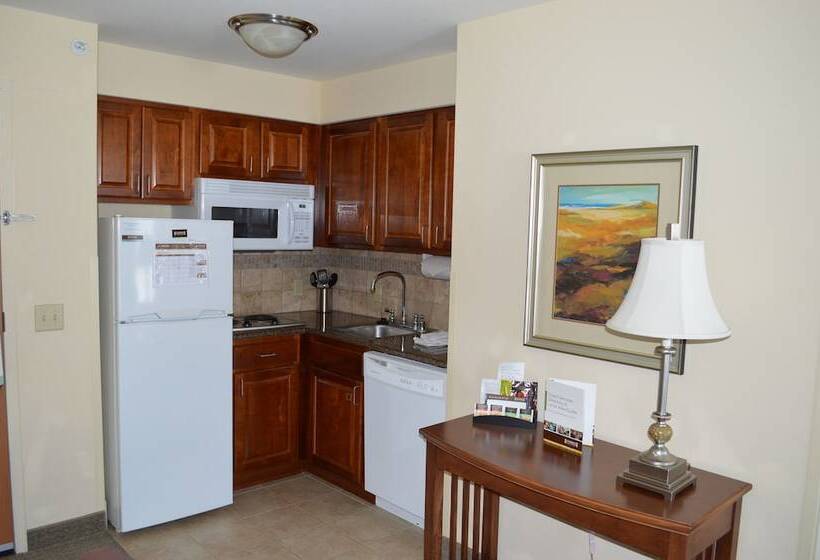 בית מלון כפרי Staybridge Suites Milwaukee West Oconomowoc, An Ihg