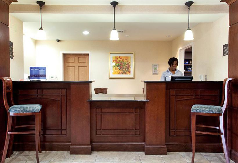 호텔 Staybridge Suites Newport News