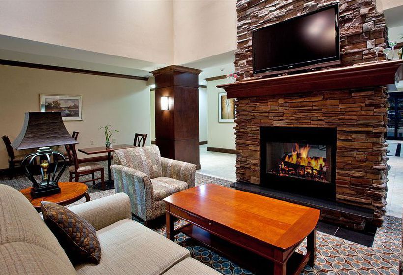 호텔 Staybridge Suites Newport News