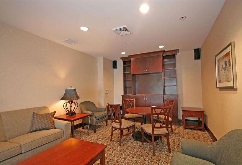 호텔 Staybridge Suites Newport News