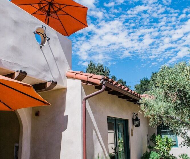 בית מלון כפרי Su Nido Inn