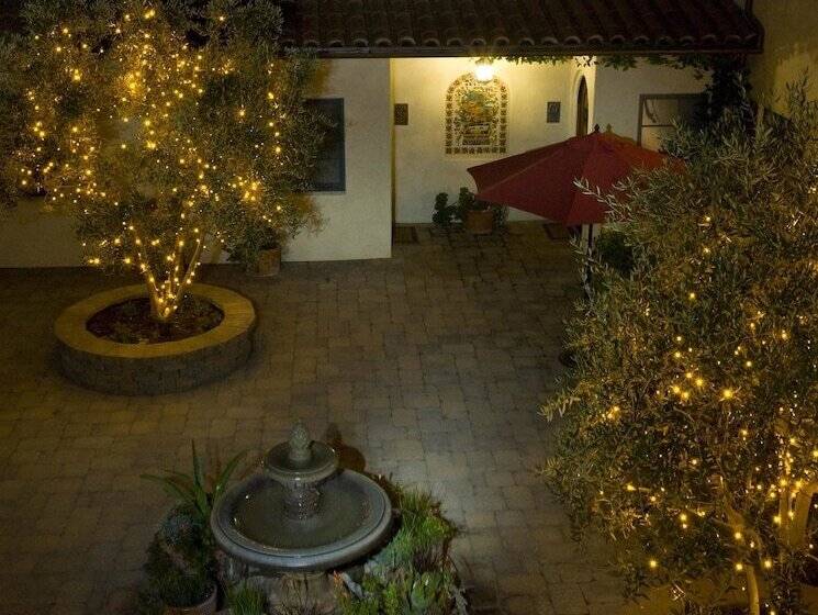 בית מלון כפרי Su Nido Inn