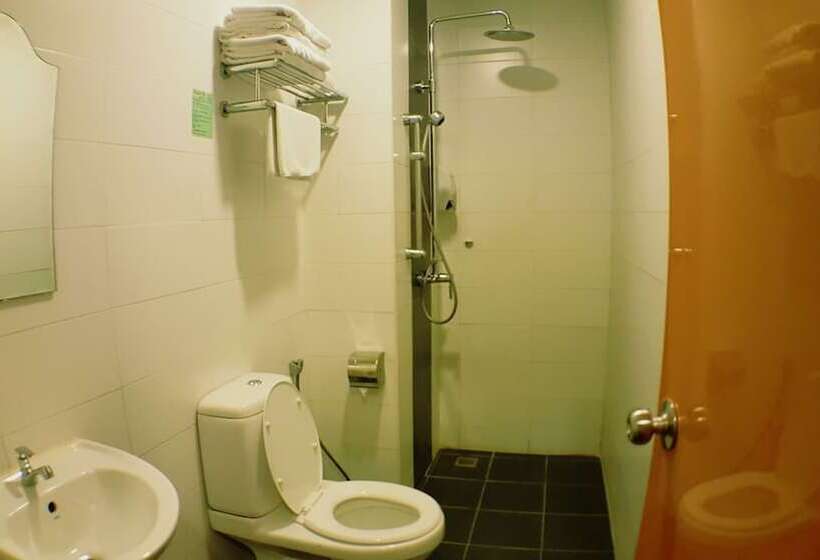 Super 8 Hotel @ Georgetown