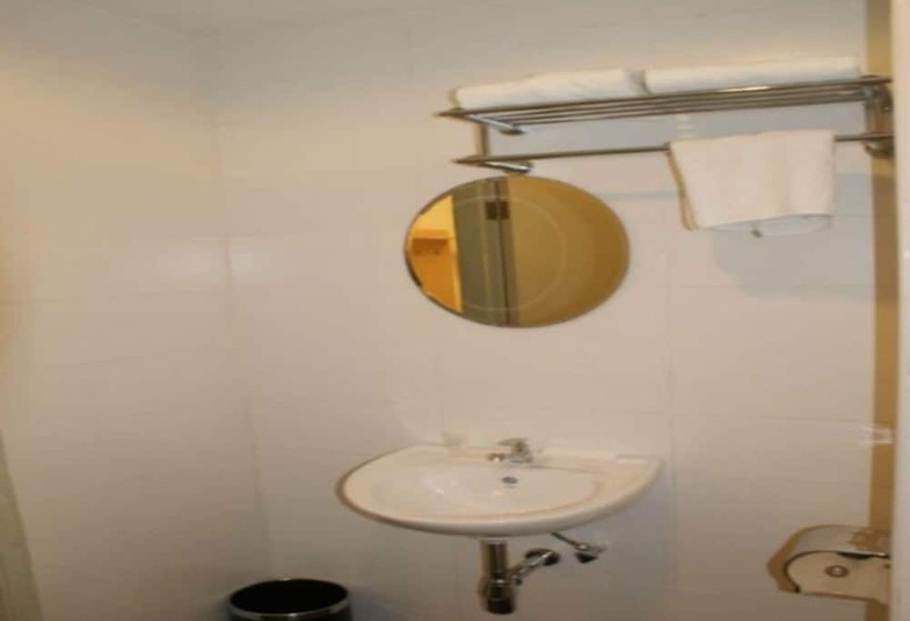 Super 8 Hotel @ Georgetown