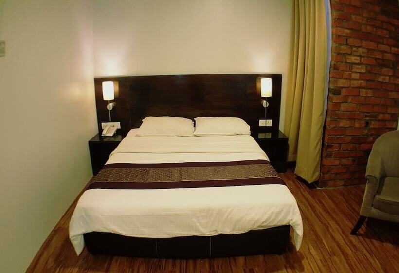 Super 8 Hotel @ Georgetown