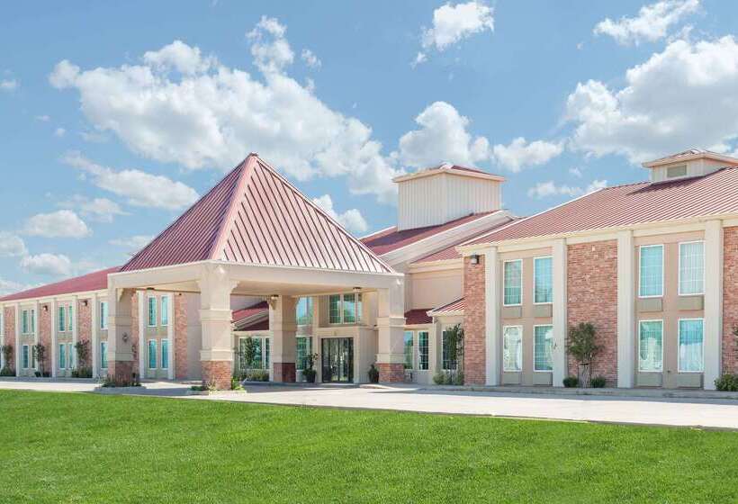 فندق Super 8 By Wyndham Oklahoma City