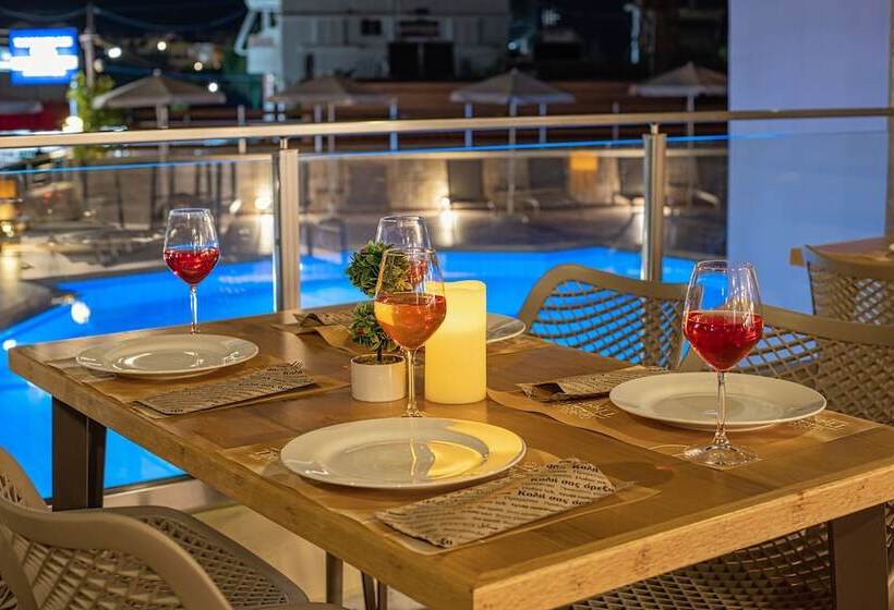 בית מלון כפרי Theos Village Apartments