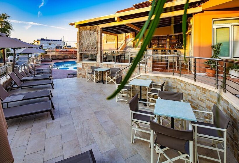 בית מלון כפרי Theos Village Apartments