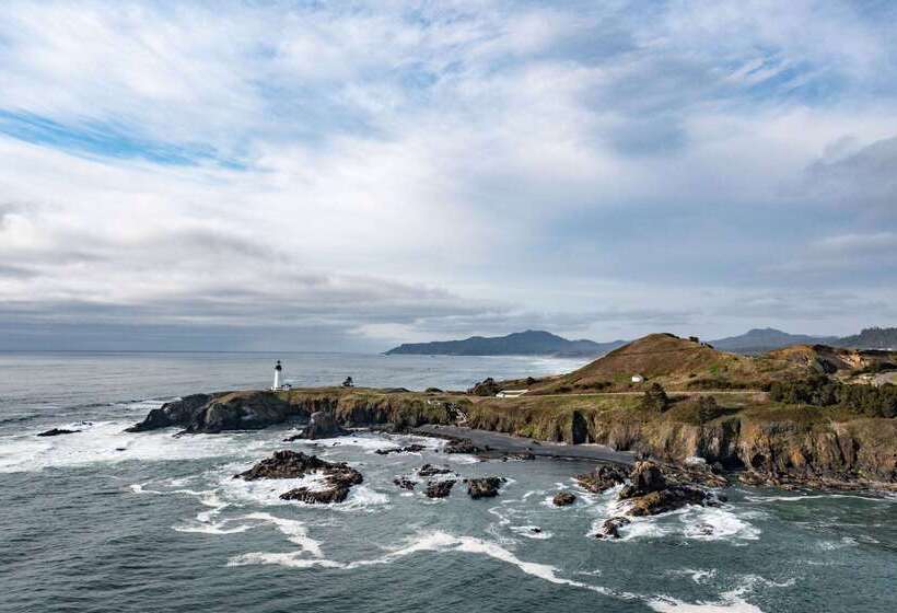 فندق Travelodge By Wyndham Newport