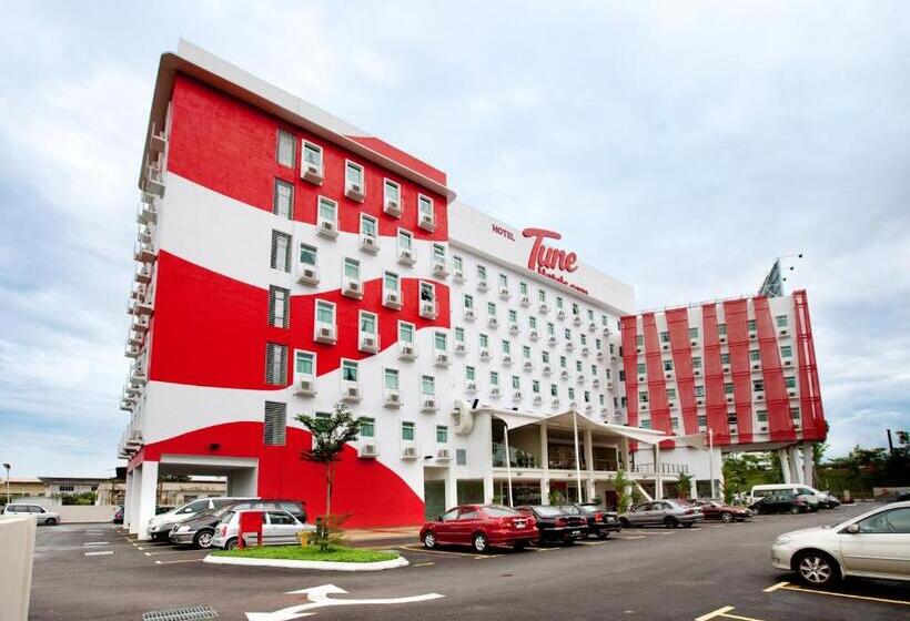 Tune Hotel   Danga Bay Johor