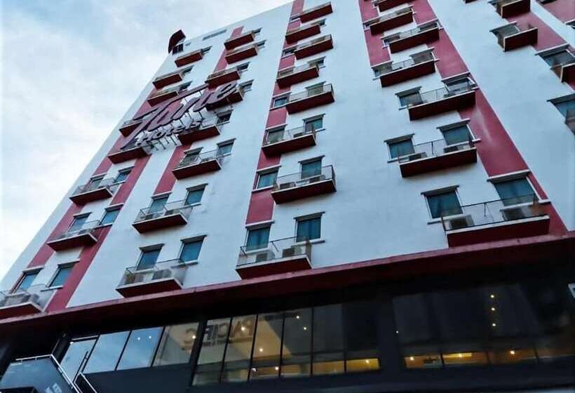 Tune Hotels   Kota Bharu City Centre