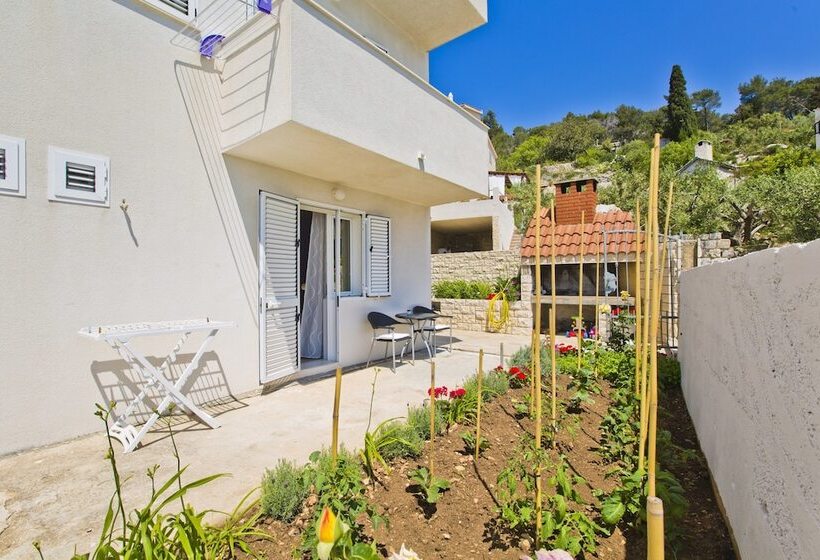 Szálloda Violeta Hvar