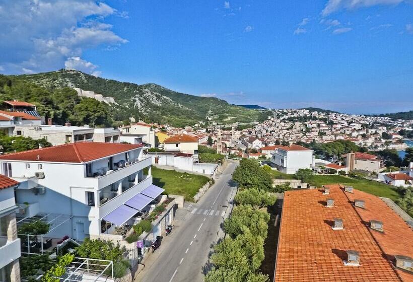 Szálloda Violeta Hvar