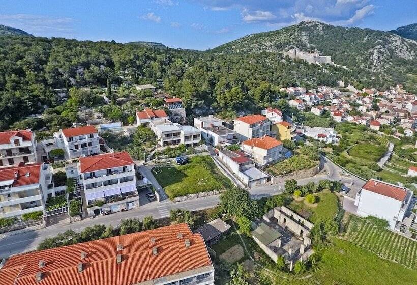 Szálloda Violeta Hvar