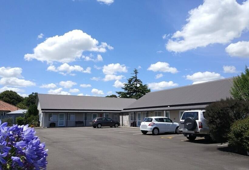 فندق على الطريق Braemar Motor Lodge