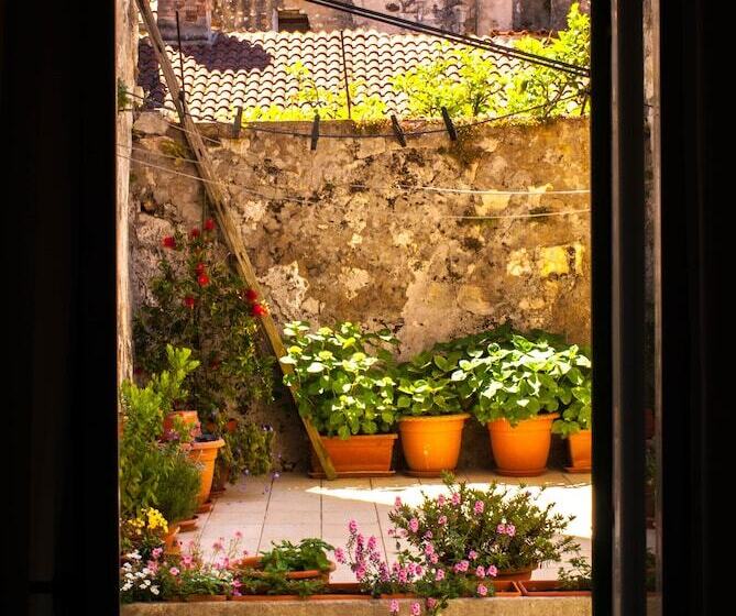 ペンション Accommodation Old Town Vitaic