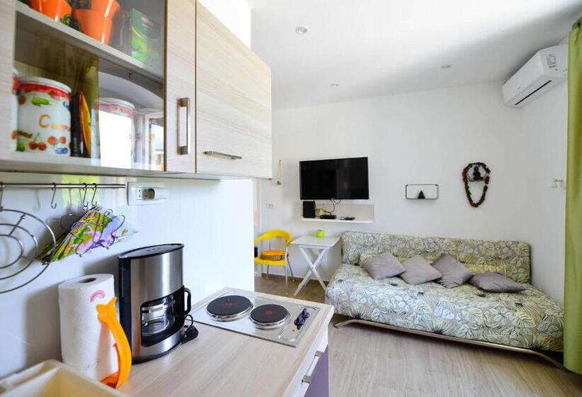 پانسیون Guesthouse Bulovic