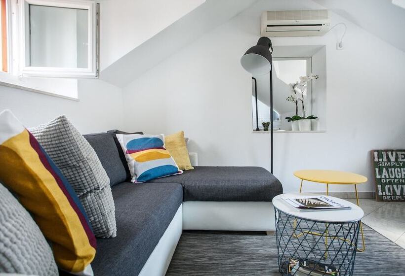 بنسيون Villa Ivanka