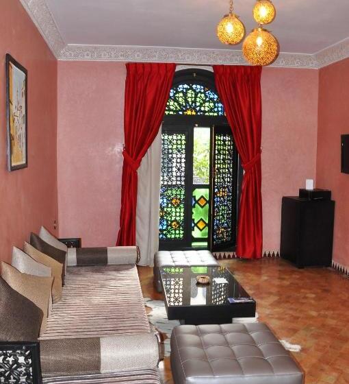 리아드 Palais Ommeyad Suites & Spa