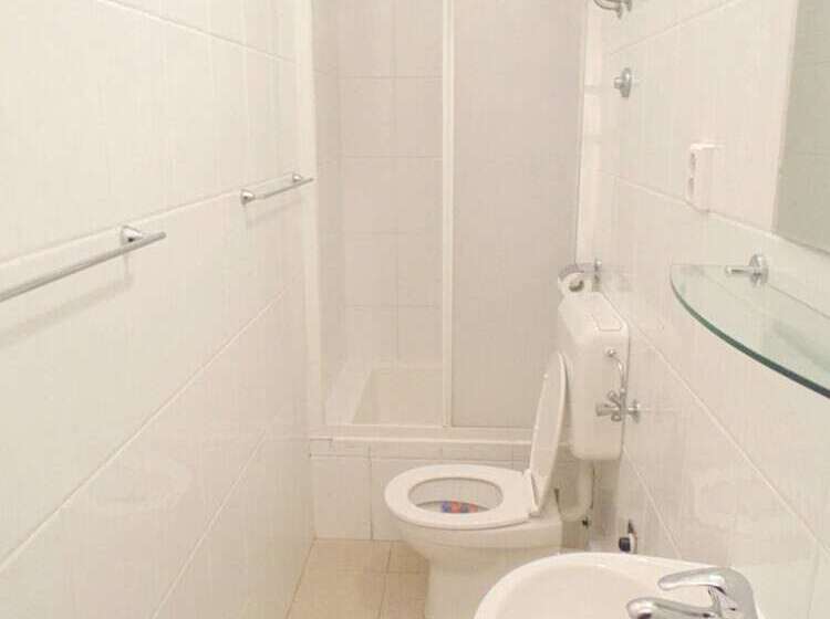 Rooms And Apartments Djanovic