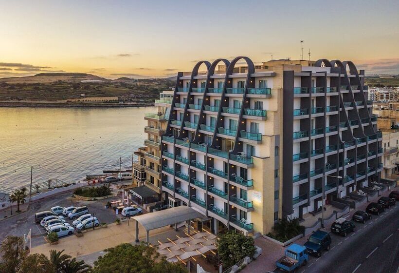 Ax Sunny Coast Resort & Spa