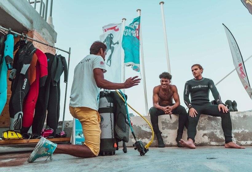 Ax Sunny Coast Resort & Spa