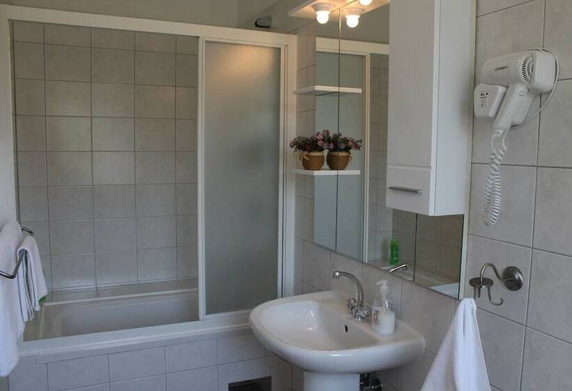 Villa Mandolina Apartments