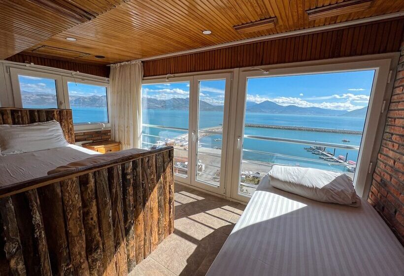 فندق صغير Lale