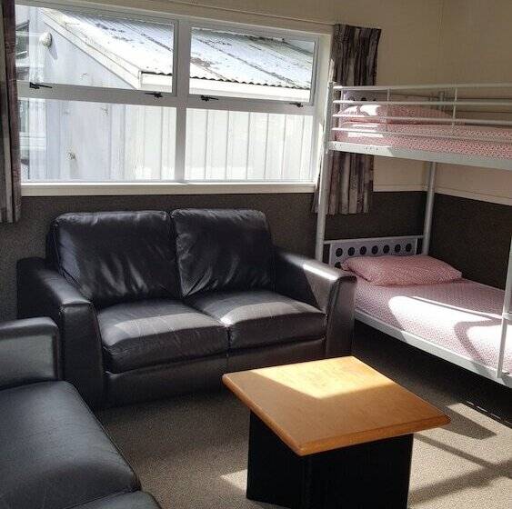 Auckland North Shore Motels & Holiday Park