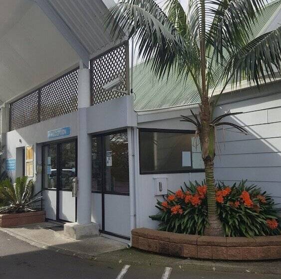 Auckland North Shore Motels & Holiday Park