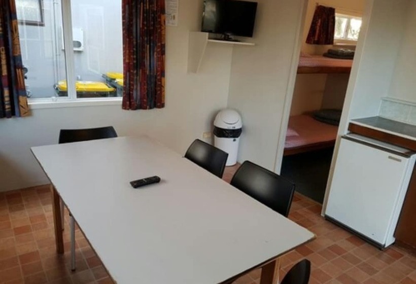 Auckland North Shore Motels & Holiday Park