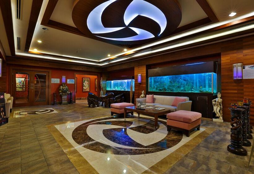 Crystal De Luxe Resort & Spa   All Inclusive