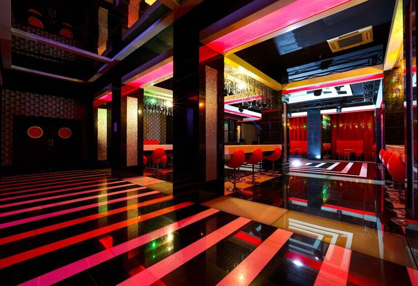 Crystal De Luxe Resort & Spa   All Inclusive