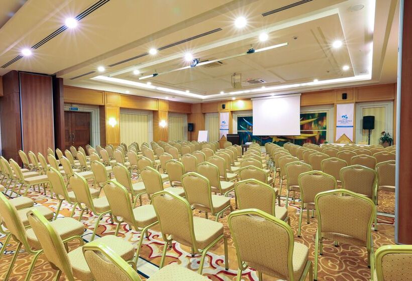 Crystal De Luxe Resort & Spa   All Inclusive