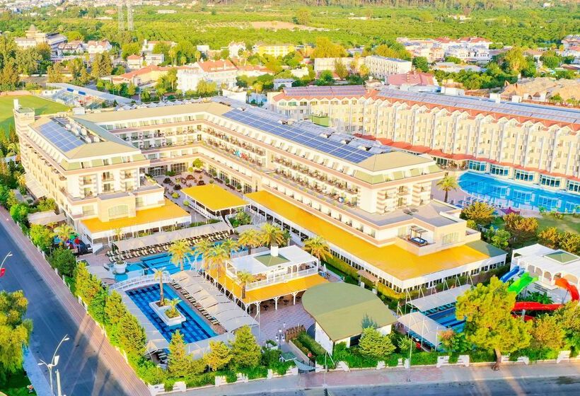 Crystal De Luxe Resort & Spa   All Inclusive