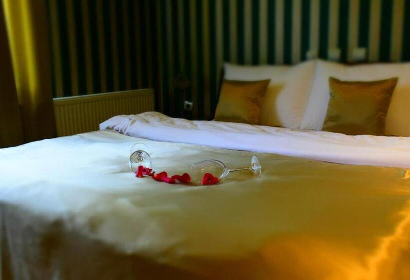 Garni Hotel Garson Lux Ns