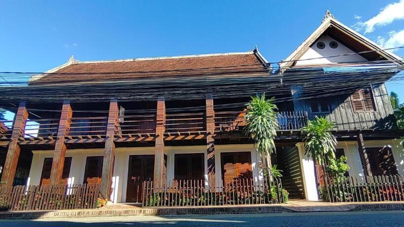 فندق Ancient Luang Prabang