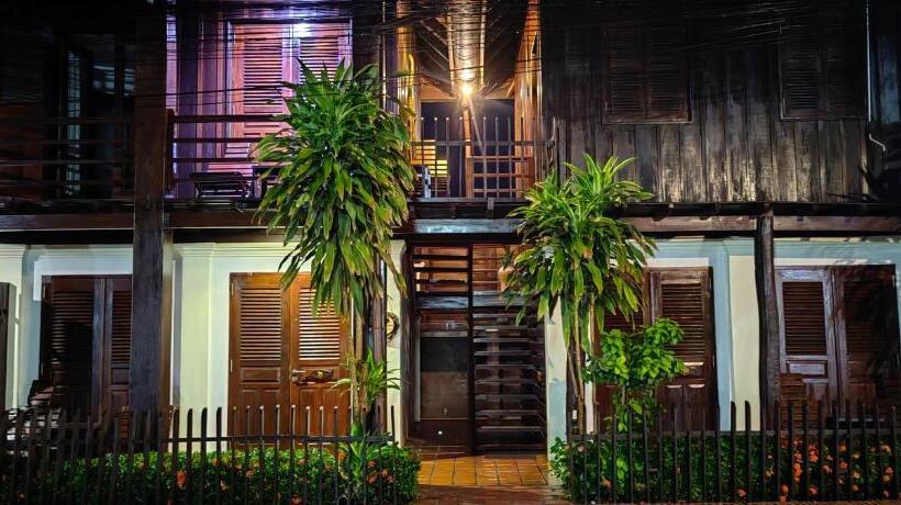فندق Ancient Luang Prabang