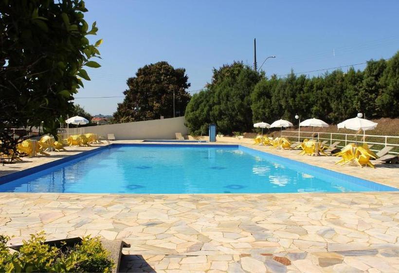 ホテル Avenida Charme