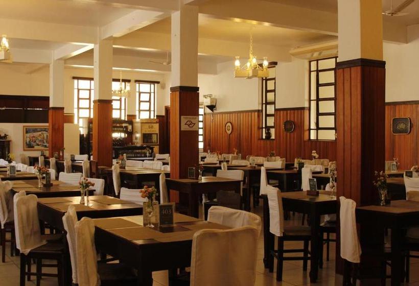 ホテル Avenida Charme