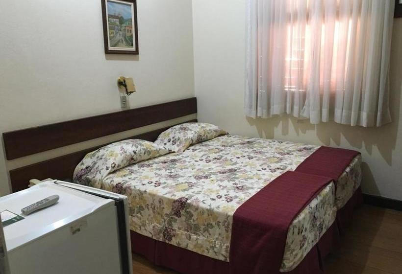 ホテル Avenida Charme